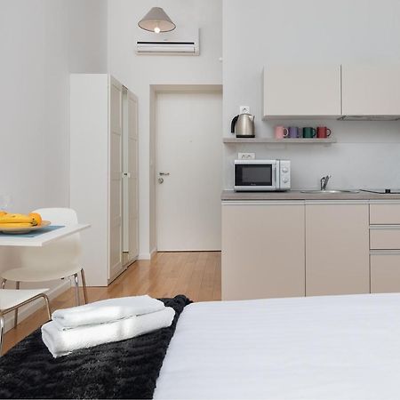 Modern Studio Near Park Zrinjevac And Main Square ザグレブ エクステリア 写真
